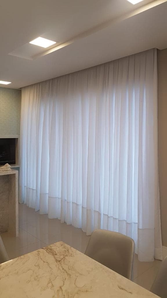 Cortinas e Persianas evidence